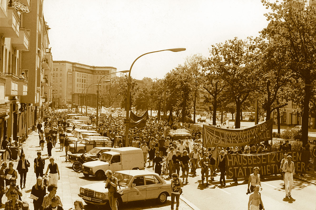 HausbesetzerInnen-Demonstration am 4. August 1990 - Quelle: Zeitschrift telegraph